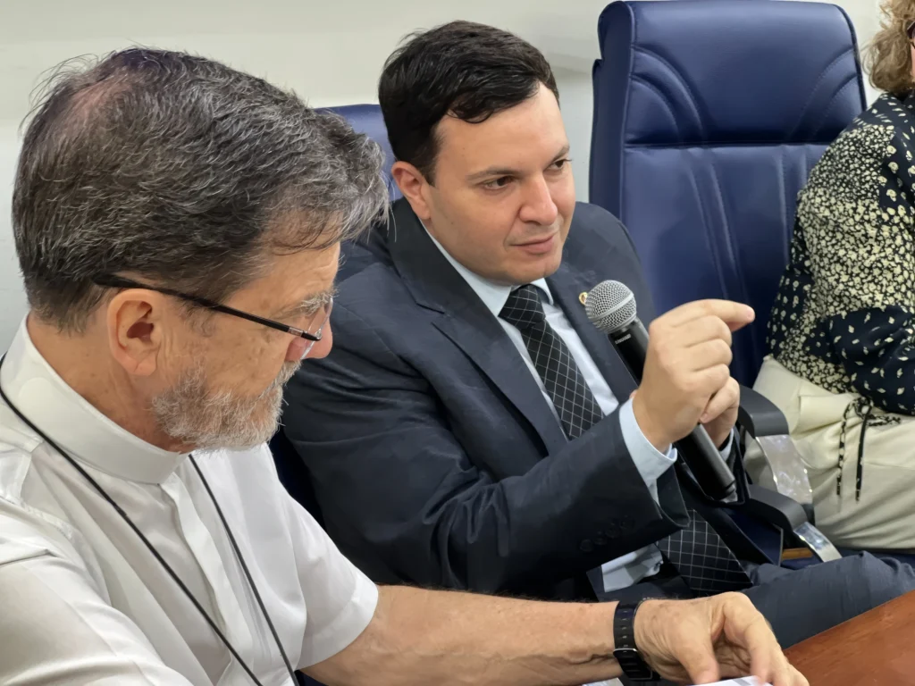 Fórum Diocesano reúne vozes e ações pela promoção dos Direitos Humanos 03-face-upscale-2.5x